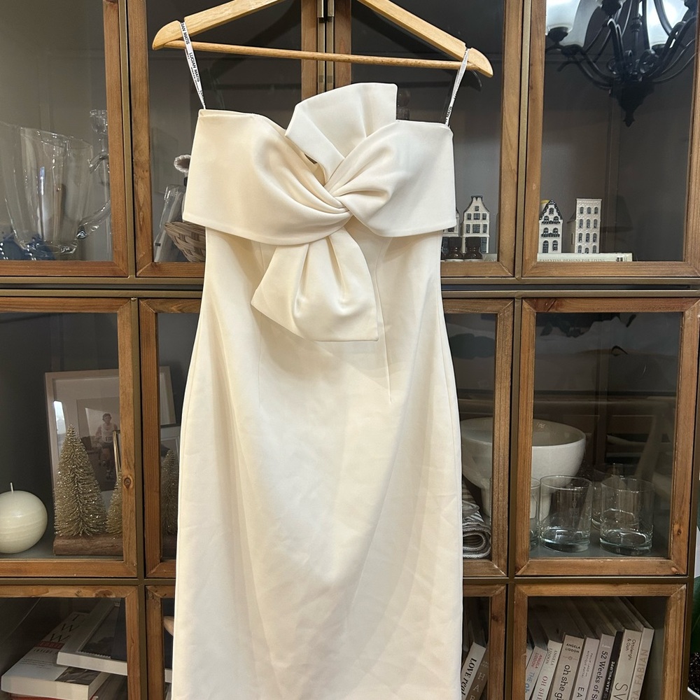 Lucian Matis Cream Bow Dress - Picture 2 of 11